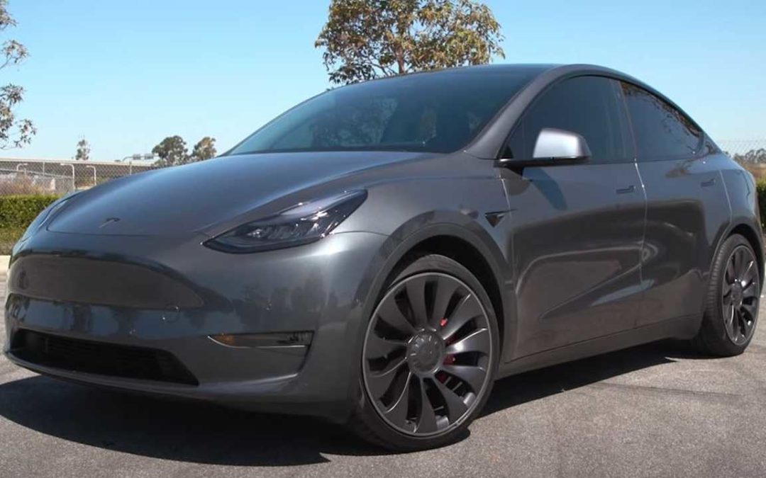 Autotrader Spends Some Time In The Tesla Crossover